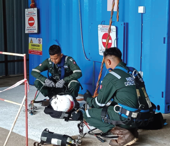 Authorised Entrant & Standby Person for Confined Space